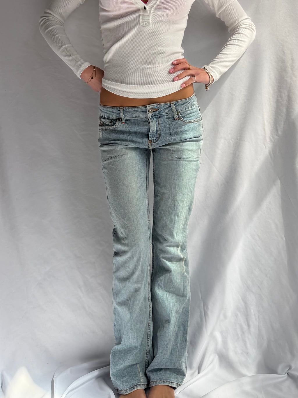 Vintage low rise flare jeans