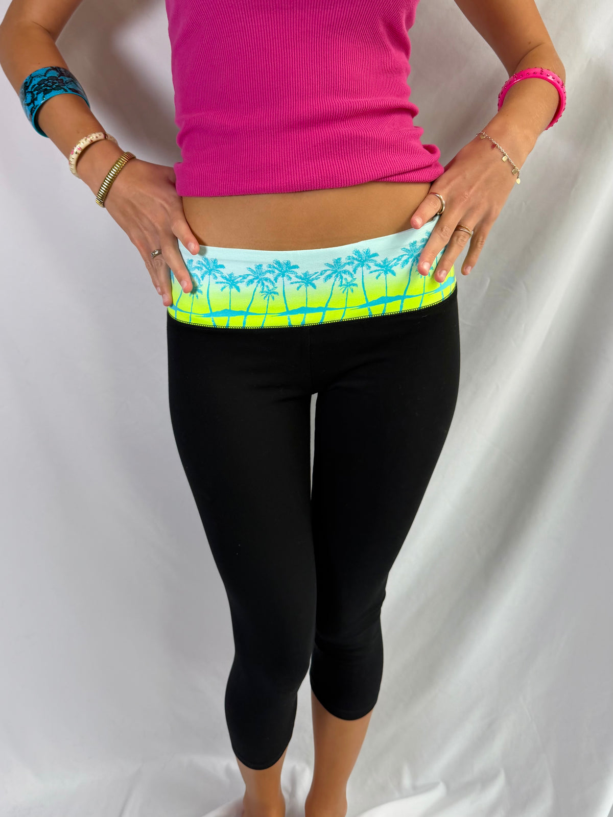 Vintage teal capris leggings
