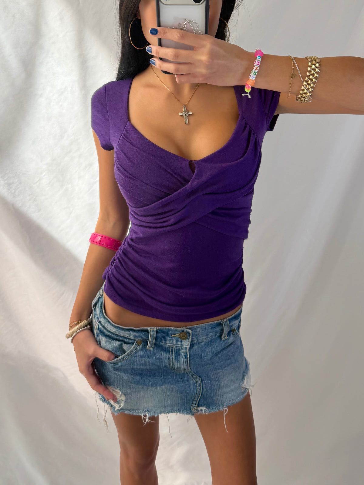 Vintage purple fitted v neck top