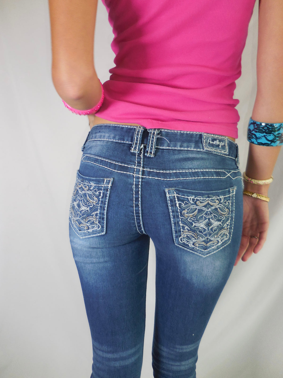 Vintage embroidered low rise skinny jeans