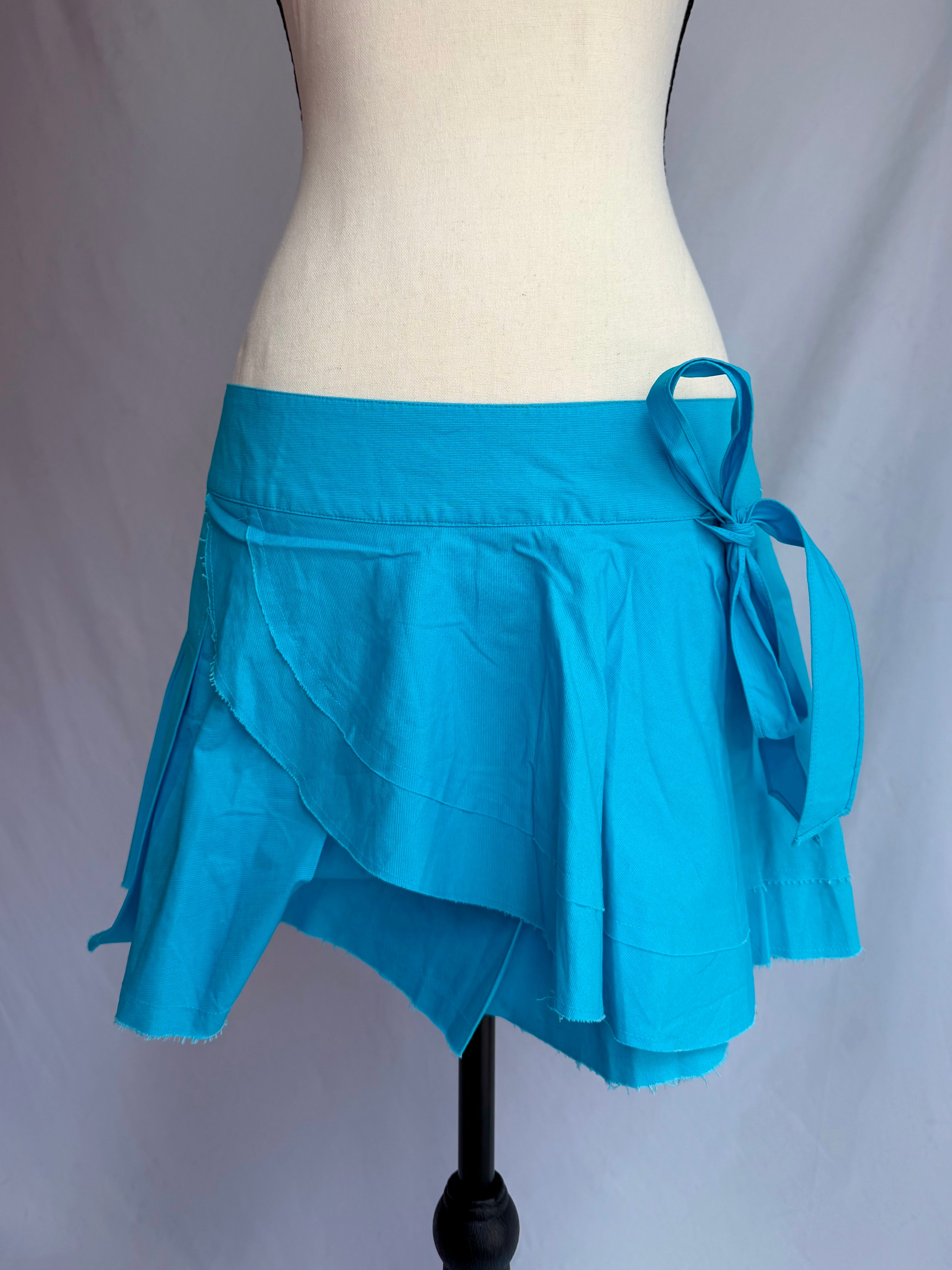 vintage 2007 ELLE Paris wrap mini skirt 𑣲⋆｡˚