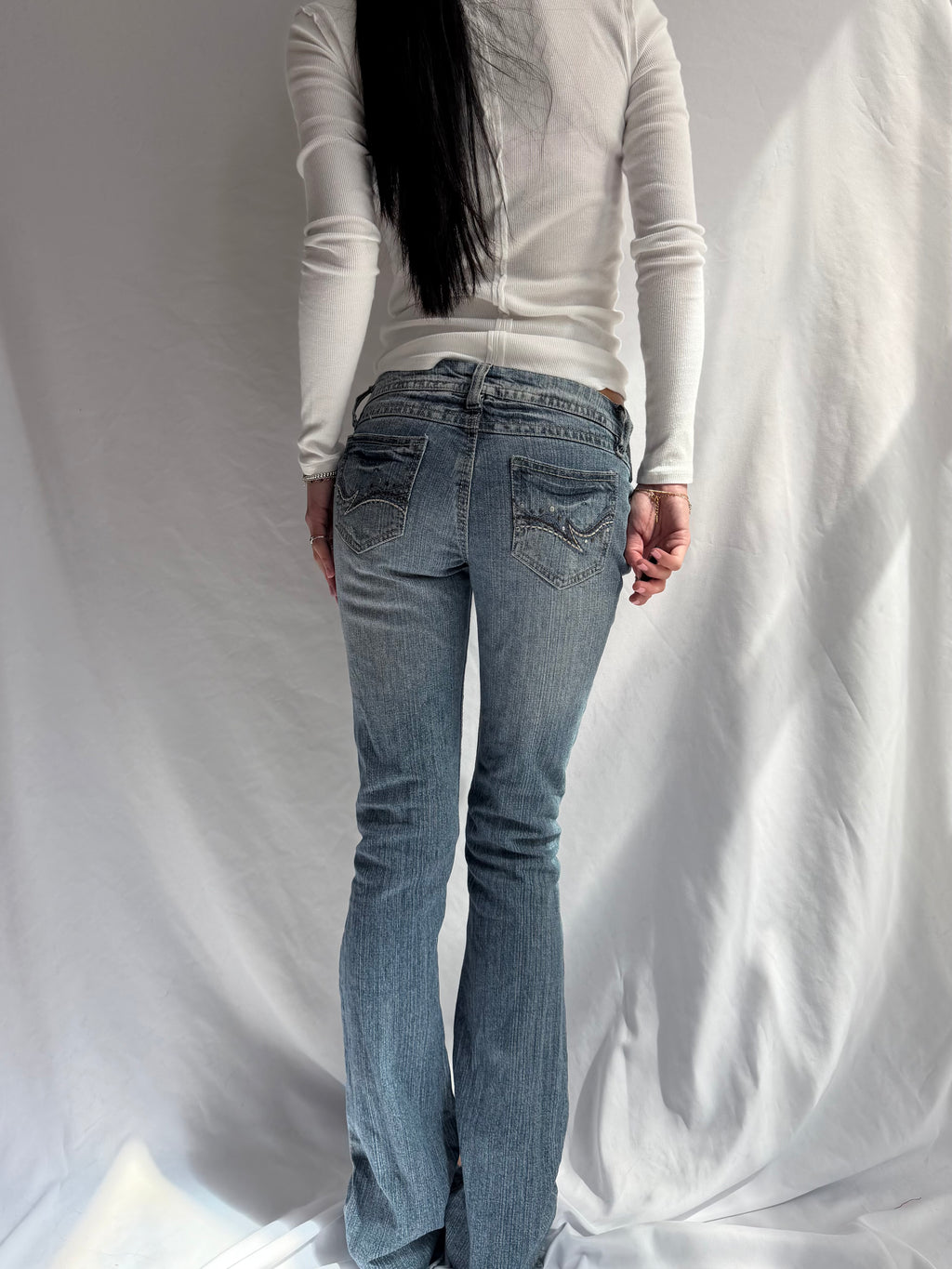 Vintage low rise bootcut ripped jeans