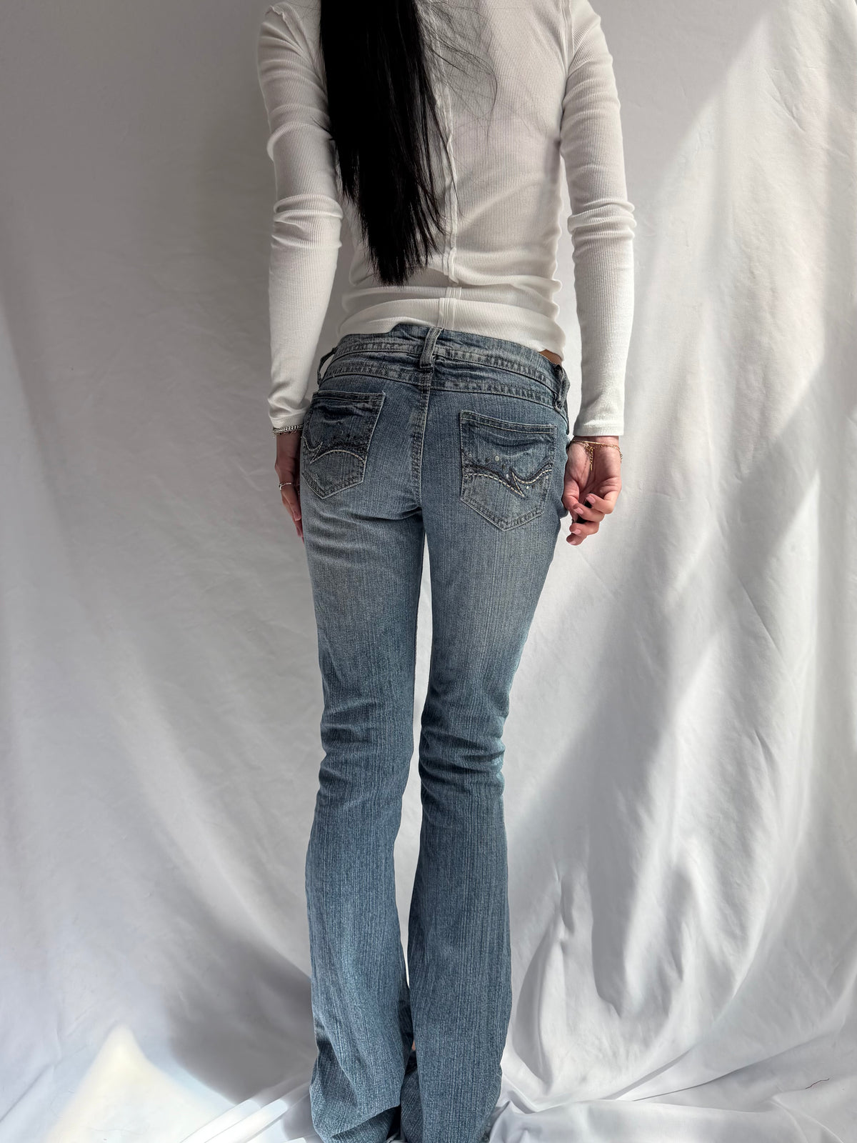 Vintage low rise bootcut ripped jeans
