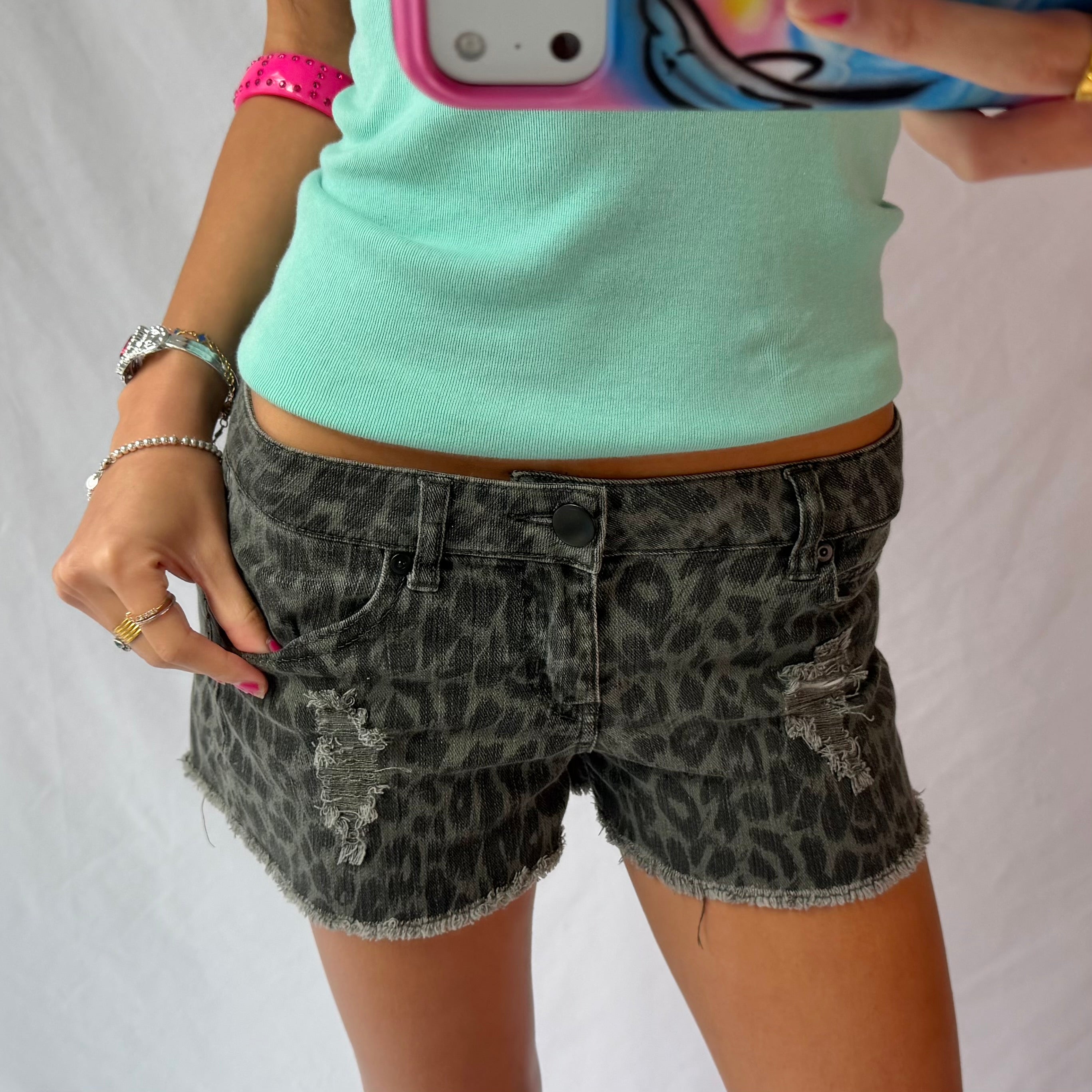 2016 leopard low rise denim shorts ₊˚⊹⋆