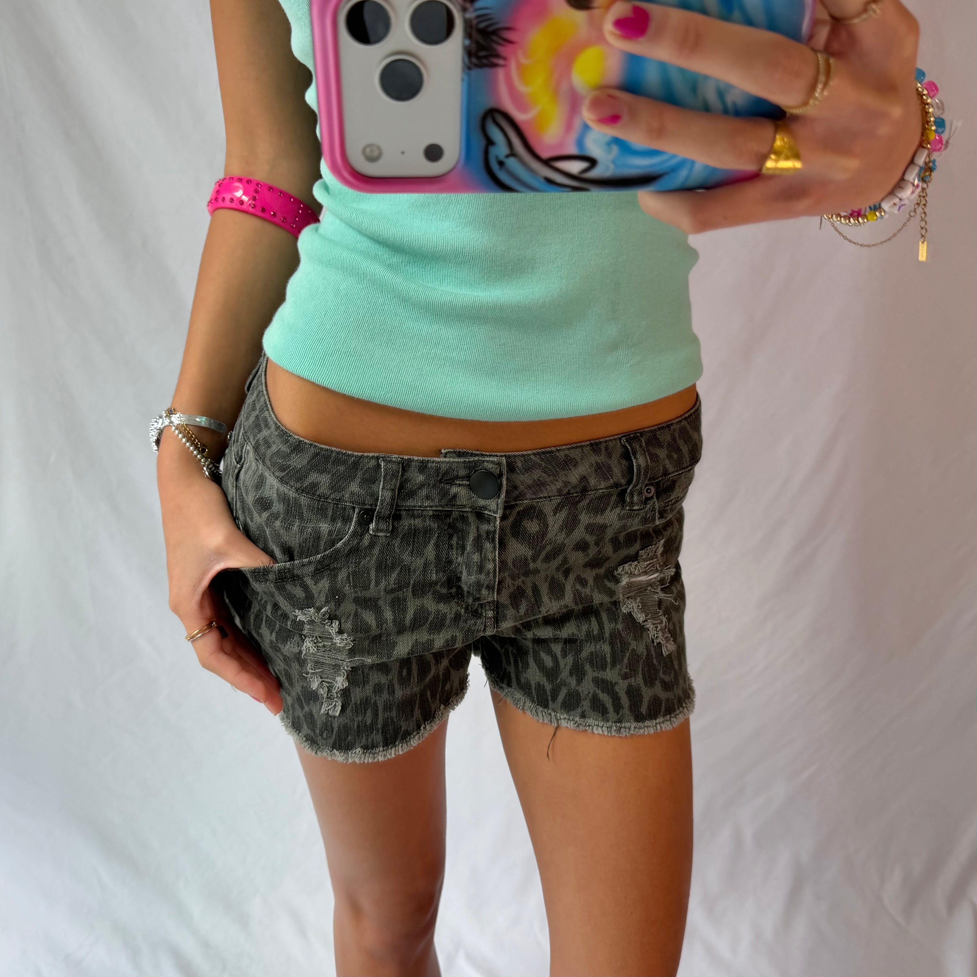 2016 leopard low rise denim shorts ₊˚⊹⋆