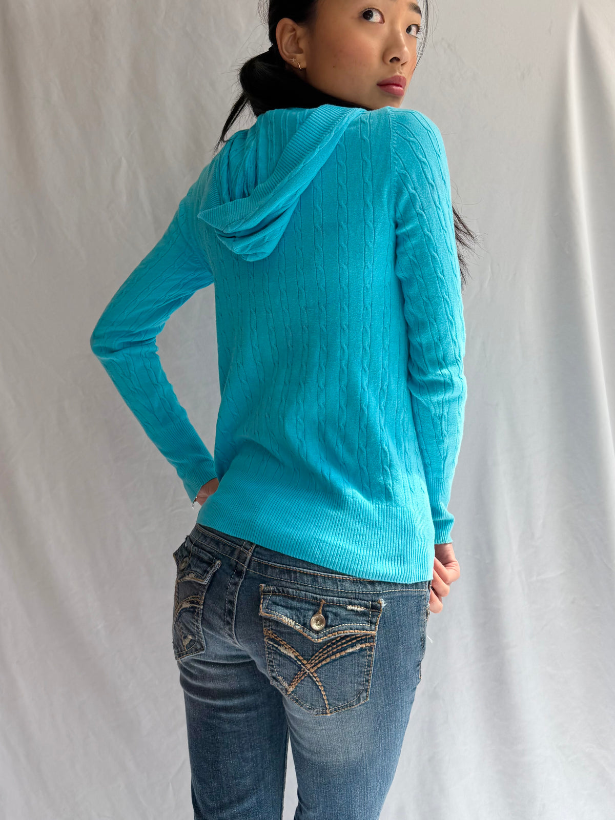 Vintage blue fitted sweater hoodie