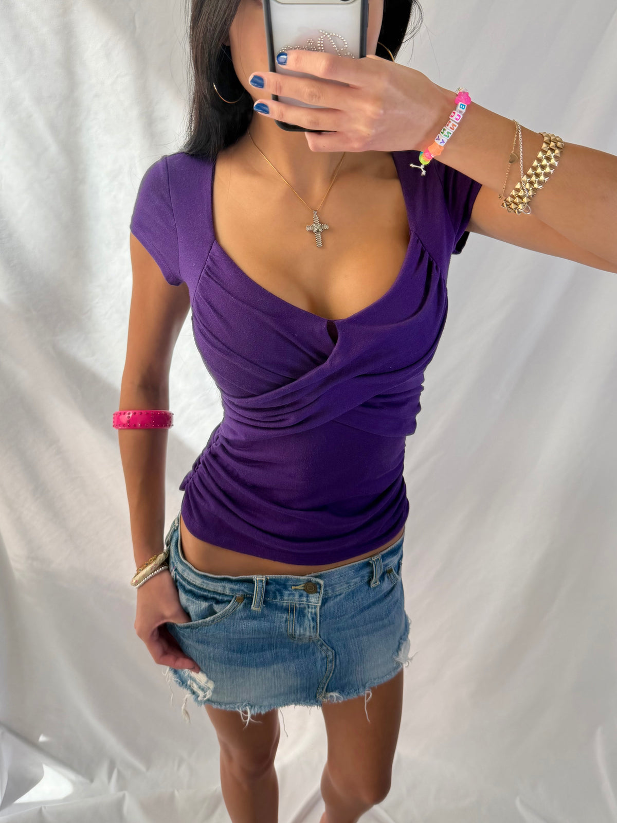 Vintage purple fitted v neck top