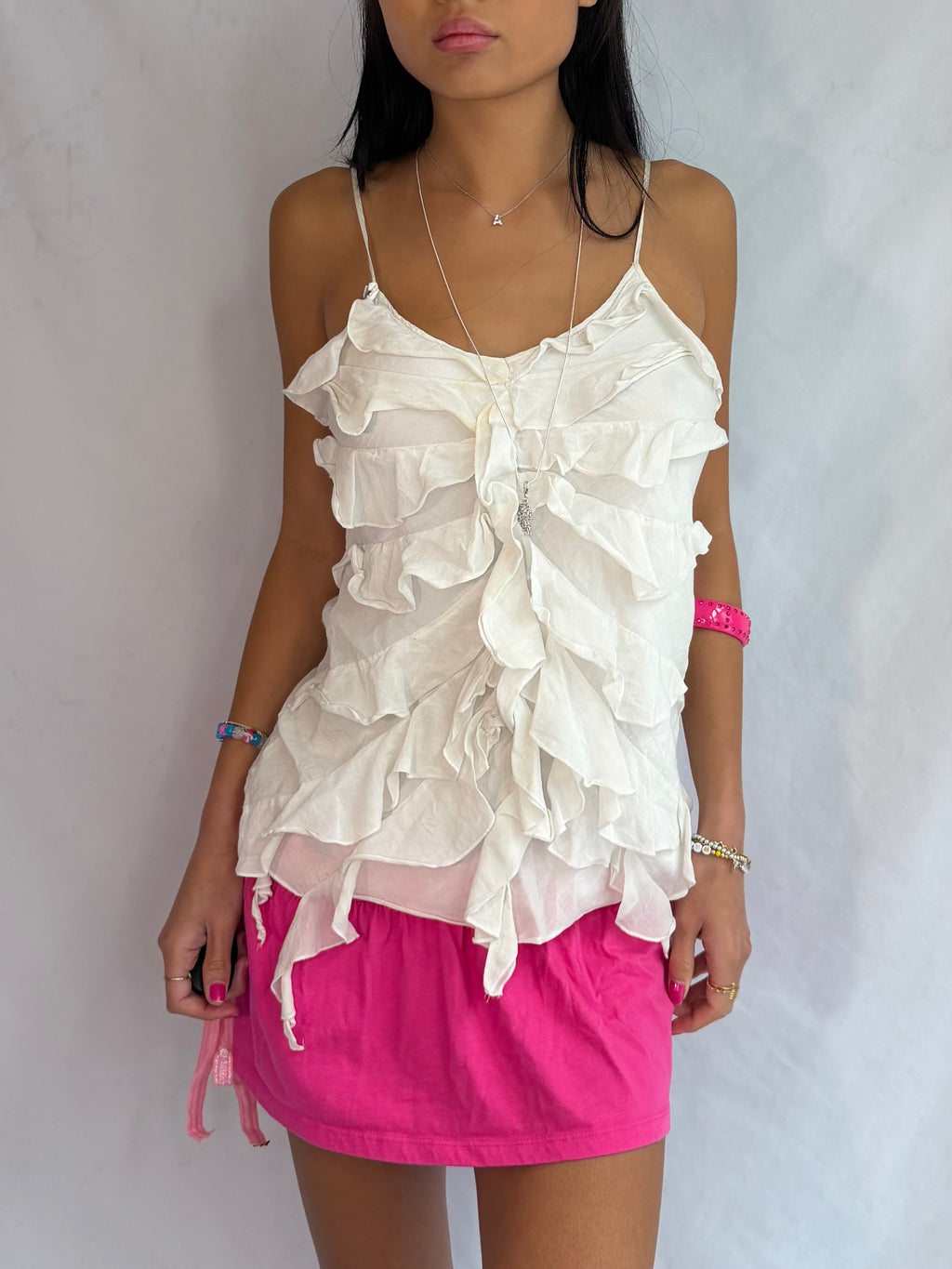 vintage Guess ruffle tank top ⋆˚✿˖°