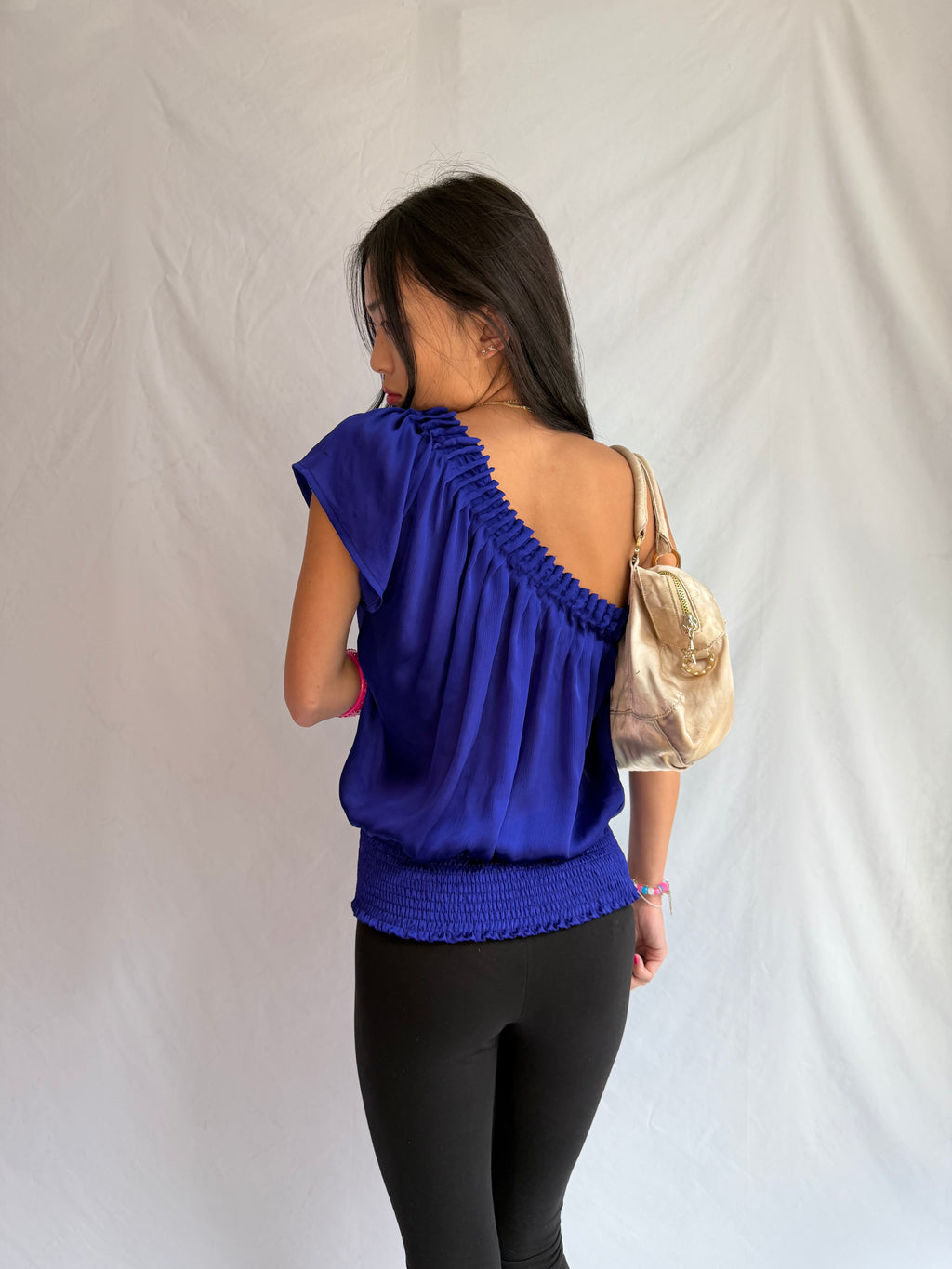 vintage blue one shoulder top ⋆. 𐙚 ˚