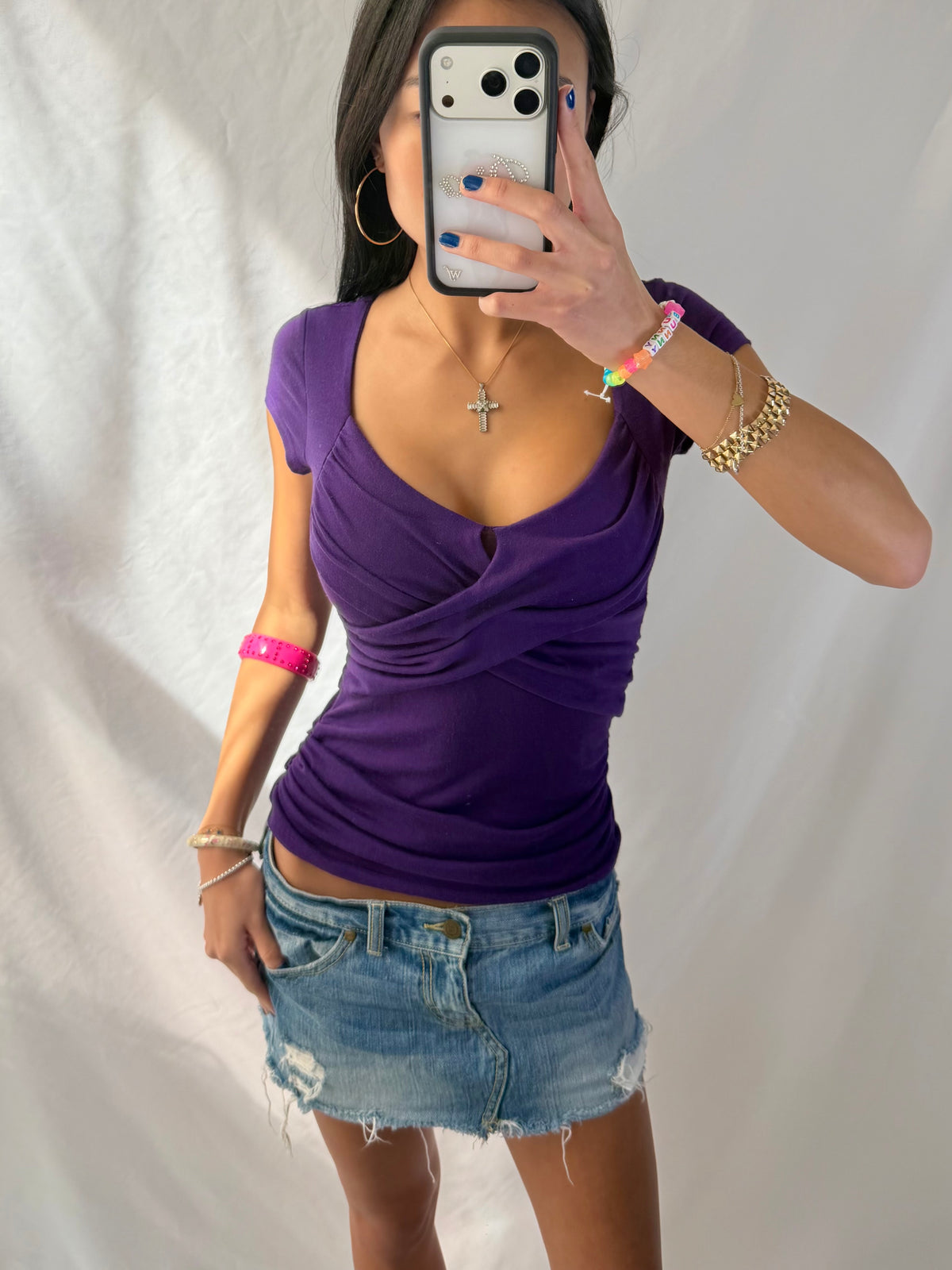 Vintage purple fitted v neck top