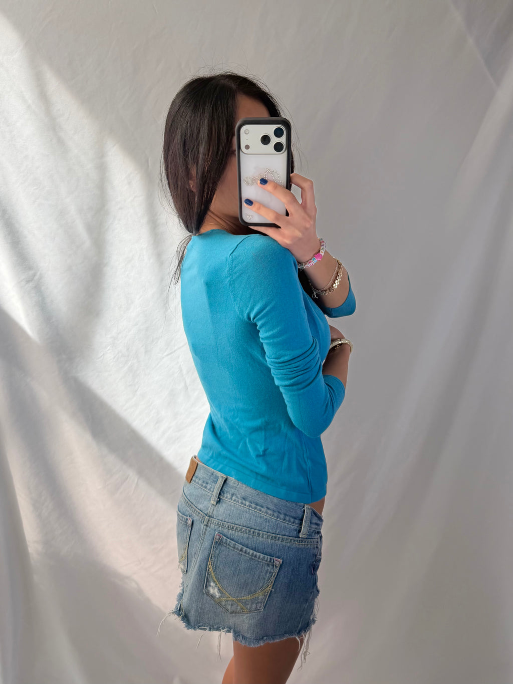 Vintage turquoise v neck long sleeve top