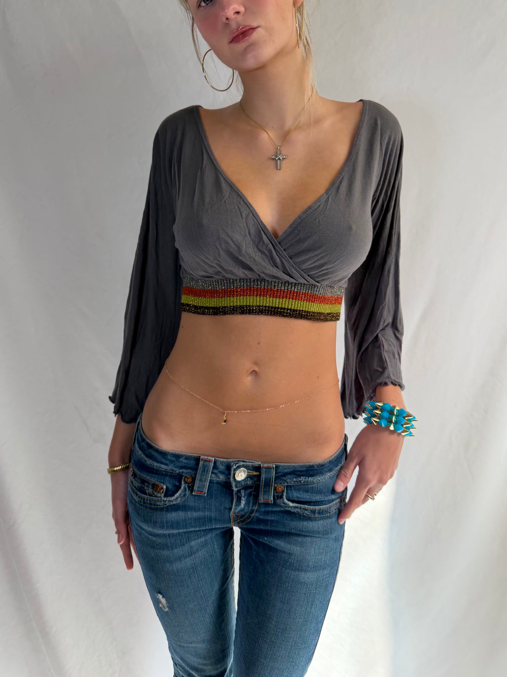 Vintage grey cropped long sleeve top