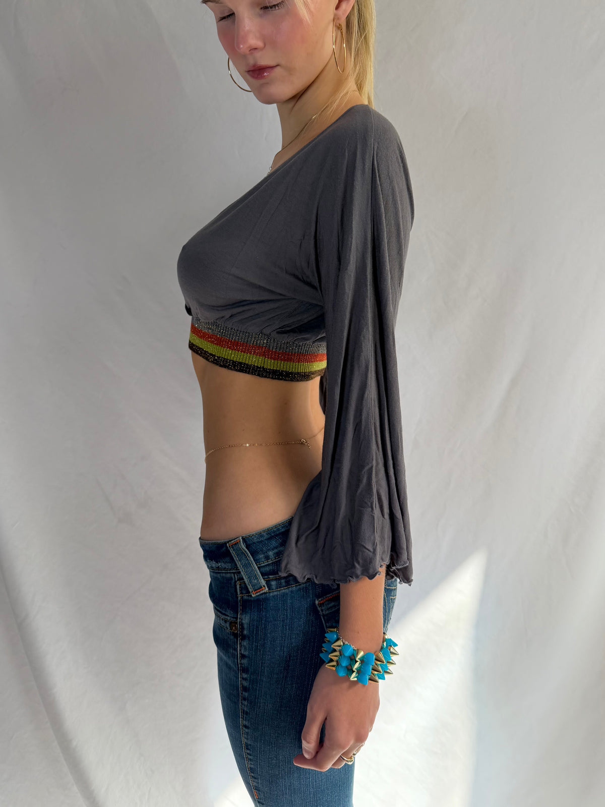 Vintage grey cropped long sleeve top