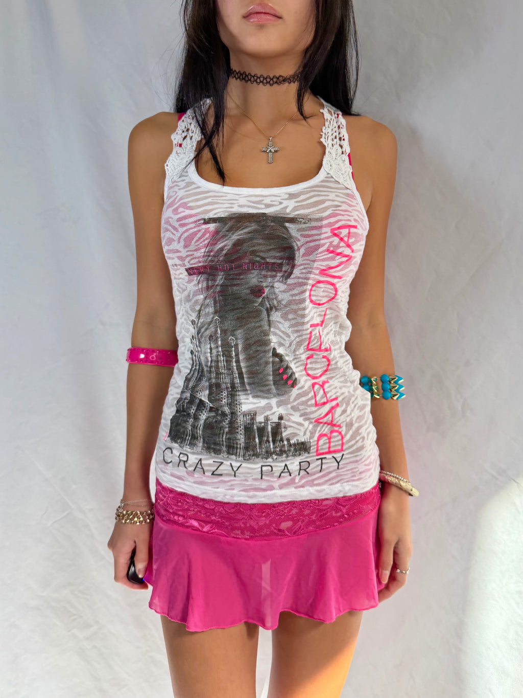 Vintage white & pink graphic tank top